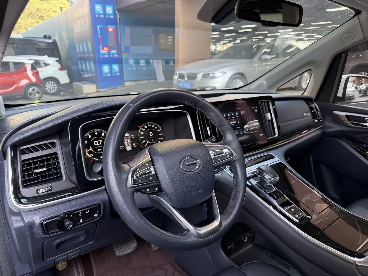 2021 GAC Trumpchi M8 2.0T 252HP L4 8AT,autocango,china used car exporter,china ev exporter,chinese used car exporter,chinese used ev exporter