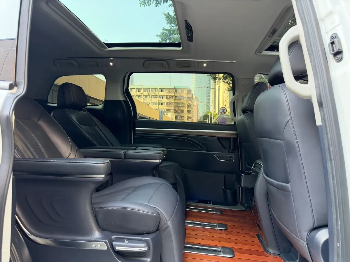 2021 GAC Trumpchi M8 2.0T 252HP L4 8AT,autocango,china used car exporter,china ev exporter,chinese used car exporter,chinese used ev exporter