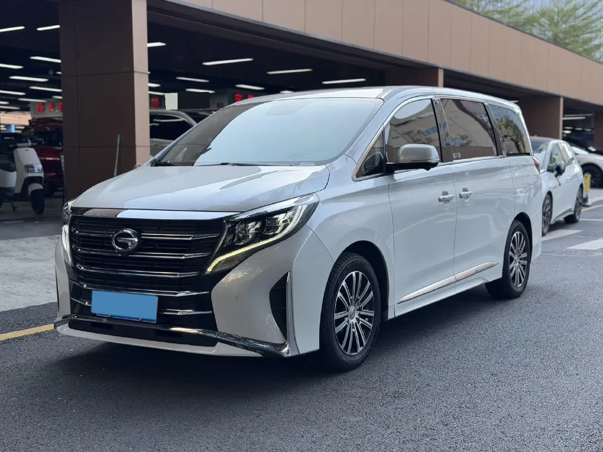 2021 GAC Trumpchi M8 2.0T 252HP L4 8AT,autocango,china used car exporter,china ev exporter,chinese used car exporter,chinese used ev exporter