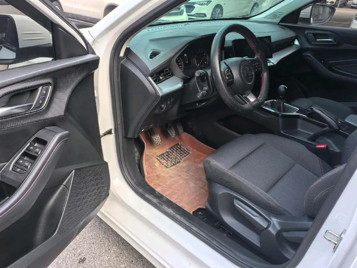 2023 MG 5 1.5L 129HP L4 5MT,autocango,china used car exporter,china ev exporter,chinese used car exporter,chinese used ev exporter