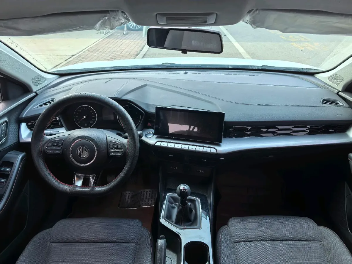2023 MG 5 1.5L 129HP L4 5MT,autocango,china used car exporter,china ev exporter,chinese used car exporter,chinese used ev exporter