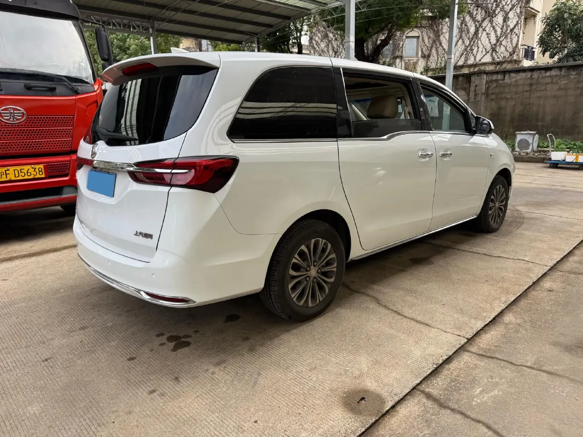 2023 Buick GL8 2.0T 237HP L4 9AT,autocango,china used car exporter,china ev exporter,chinese used car exporter,chinese used ev exporter