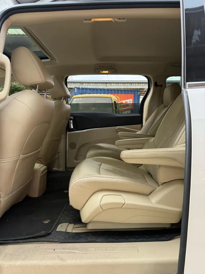 2023 Buick GL8 2.0T 237HP L4 9AT,autocango,china used car exporter,china ev exporter,chinese used car exporter,chinese used ev exporter