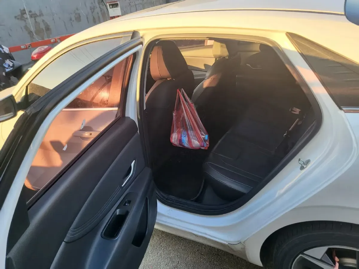 2022 Hyundai Elantra 1.5L 115HP L4 CVT,autocango,china used car exporter,china ev exporter,chinese used car exporter,chinese used ev exporter