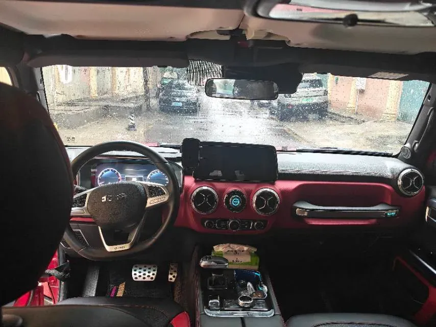 2021 Beijing BJ40 2.0T 163HP L4 8AT,autocango,china used car exporter,china ev exporter,chinese used car exporter,chinese used ev exporter