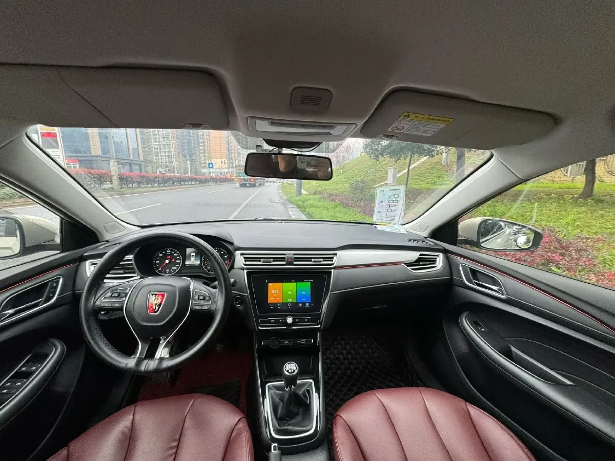 2021 Roewe i5 1.5L 120HP L4 5MT,autocango,china used car exporter,china ev exporter,chinese used car exporter,chinese used ev exporter