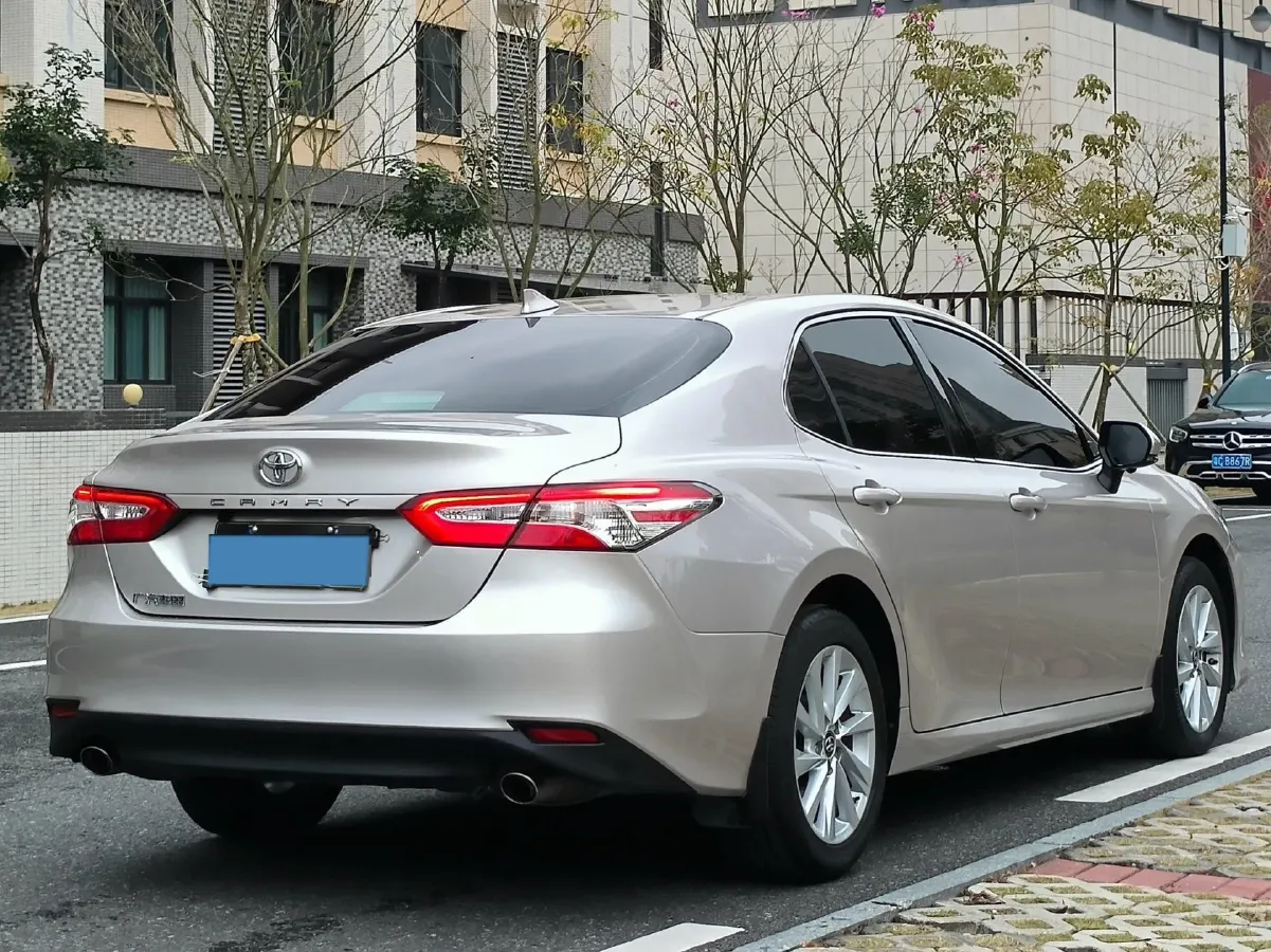 2021 Toyota Camry 2.0L 178HP L4 CVT,autocango,china used car exporter,china ev exporter,chinese used car exporter,chinese used ev exporter