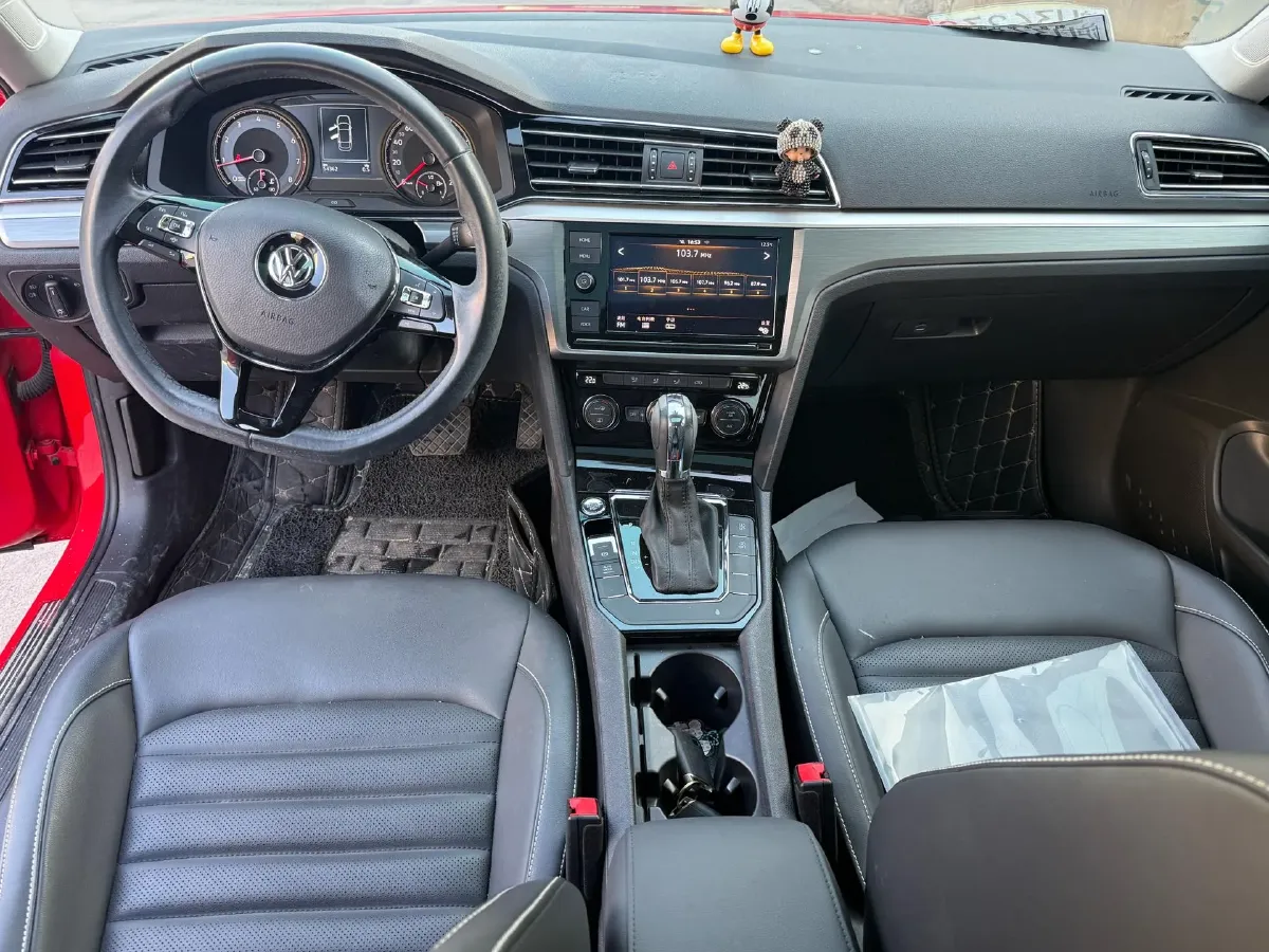 2019 Volkswagen Passat 1.4T 150HP L4 7DCT,autocango,china used car exporter,china ev exporter,chinese used car exporter,chinese used ev exporter