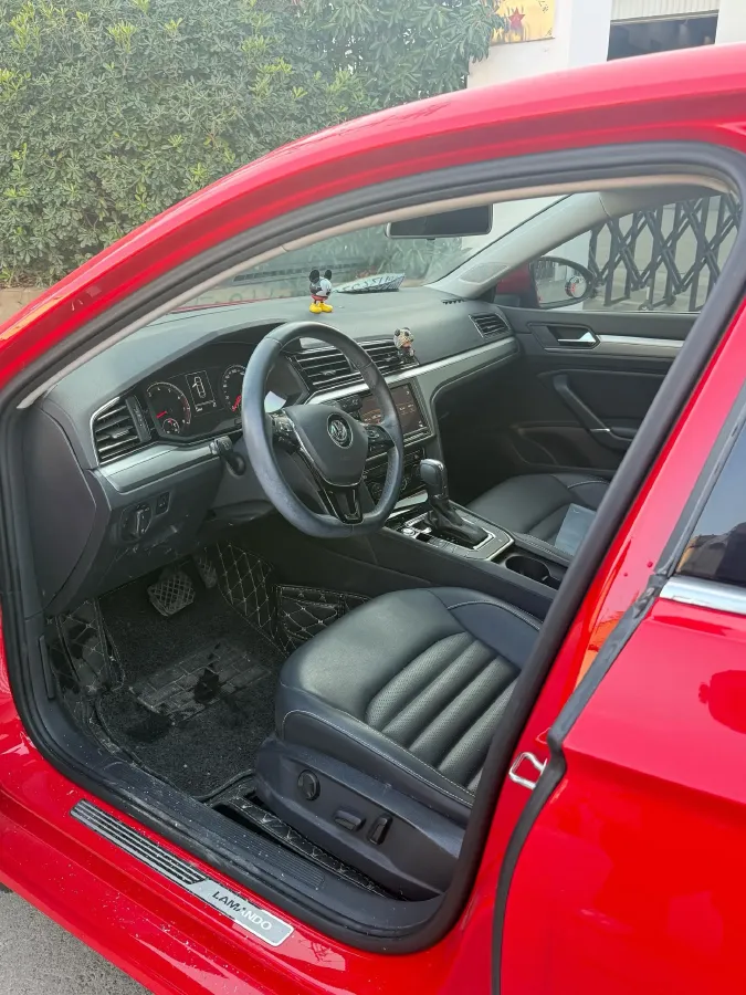 2019 Volkswagen Passat 1.4T 150HP L4 7DCT,autocango,china used car exporter,china ev exporter,chinese used car exporter,chinese used ev exporter