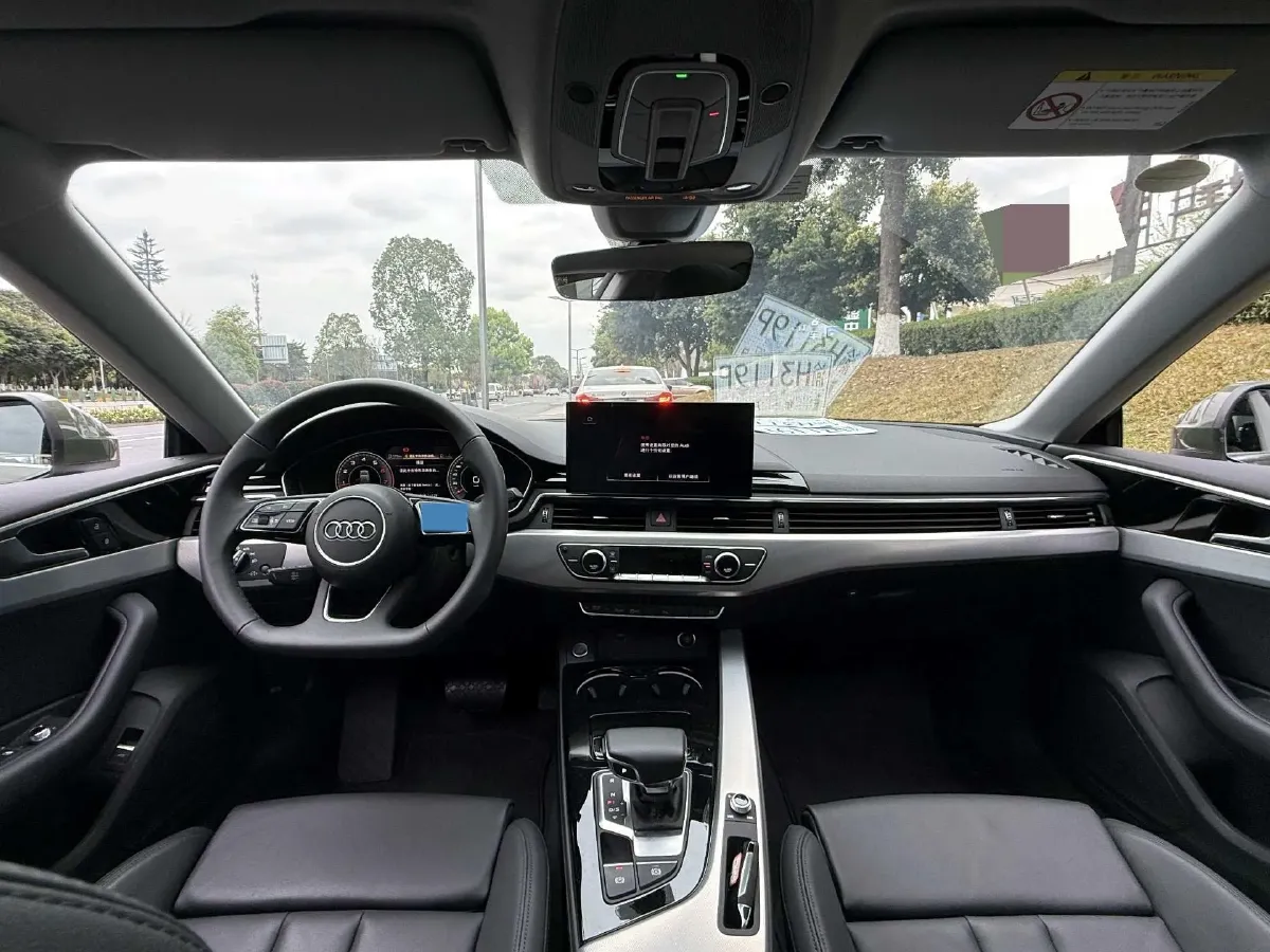 2024 Audi A5 2.0T 204HP L4 7DCT,autocango,china used car exporter,china ev exporter,chinese used car exporter,chinese used ev exporter