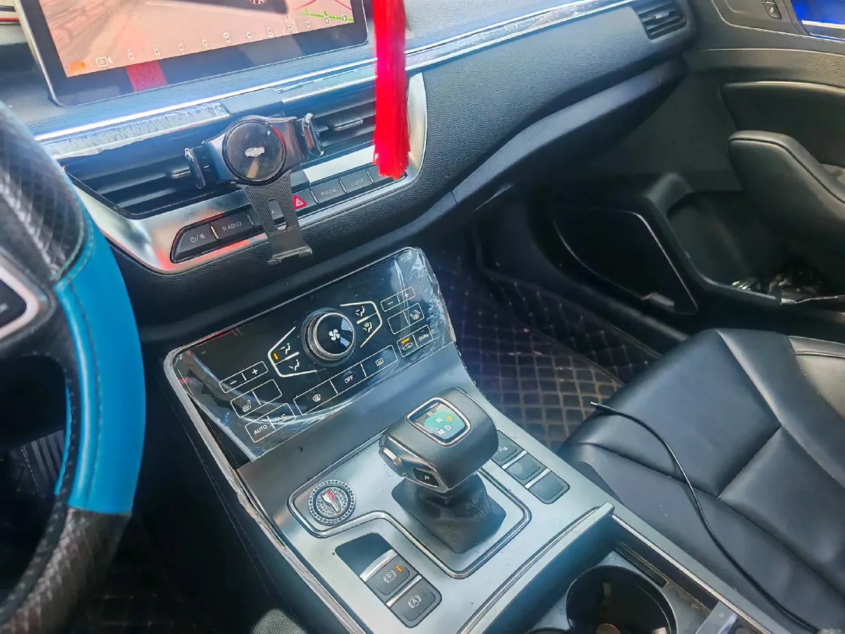 2020 HongQi H5 1.8T 197HP L4 6AT,autocango,china used car exporter,china ev exporter,chinese used car exporter,chinese used ev exporter