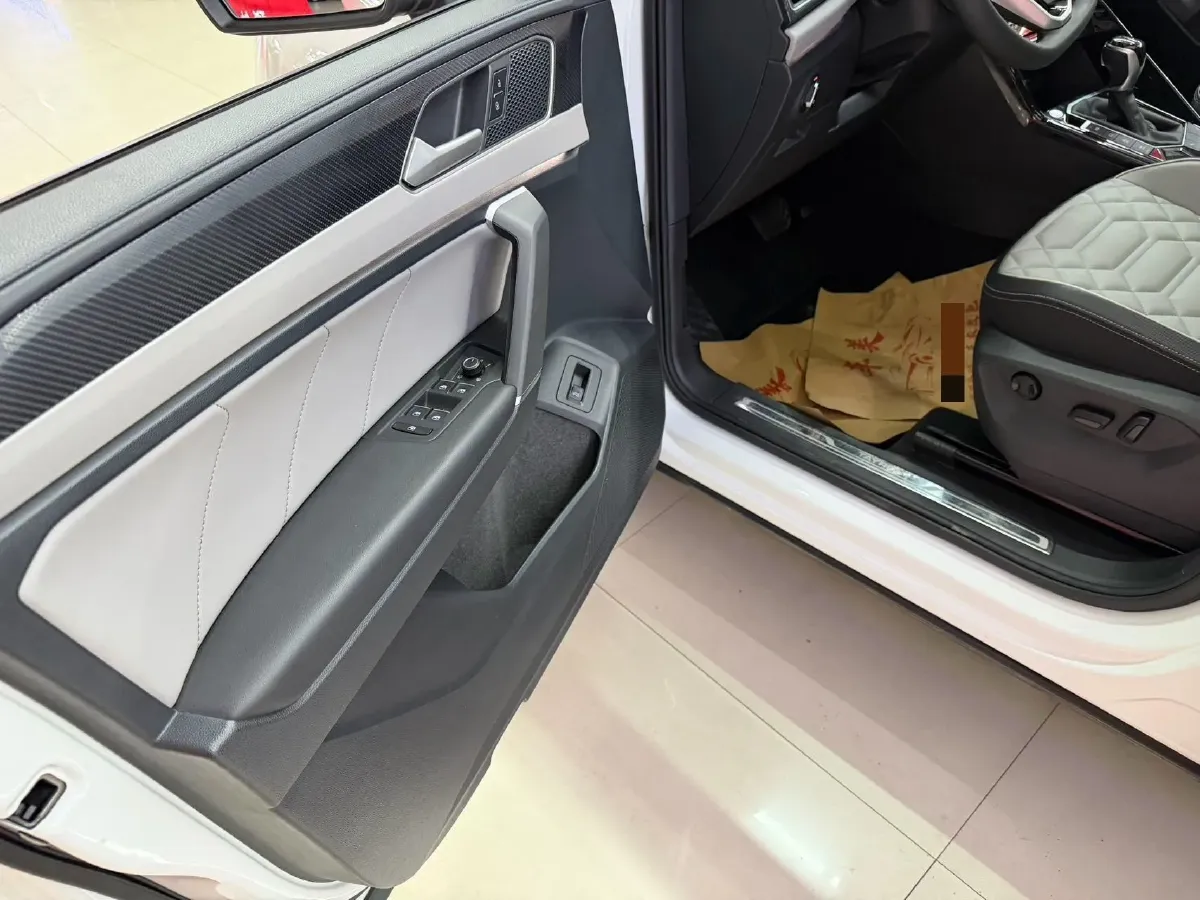 2023 Volkswagen Tayron 1.4T 150HP L4 7DCT,autocango,china used car exporter,china ev exporter,chinese used car exporter,chinese used ev exporter