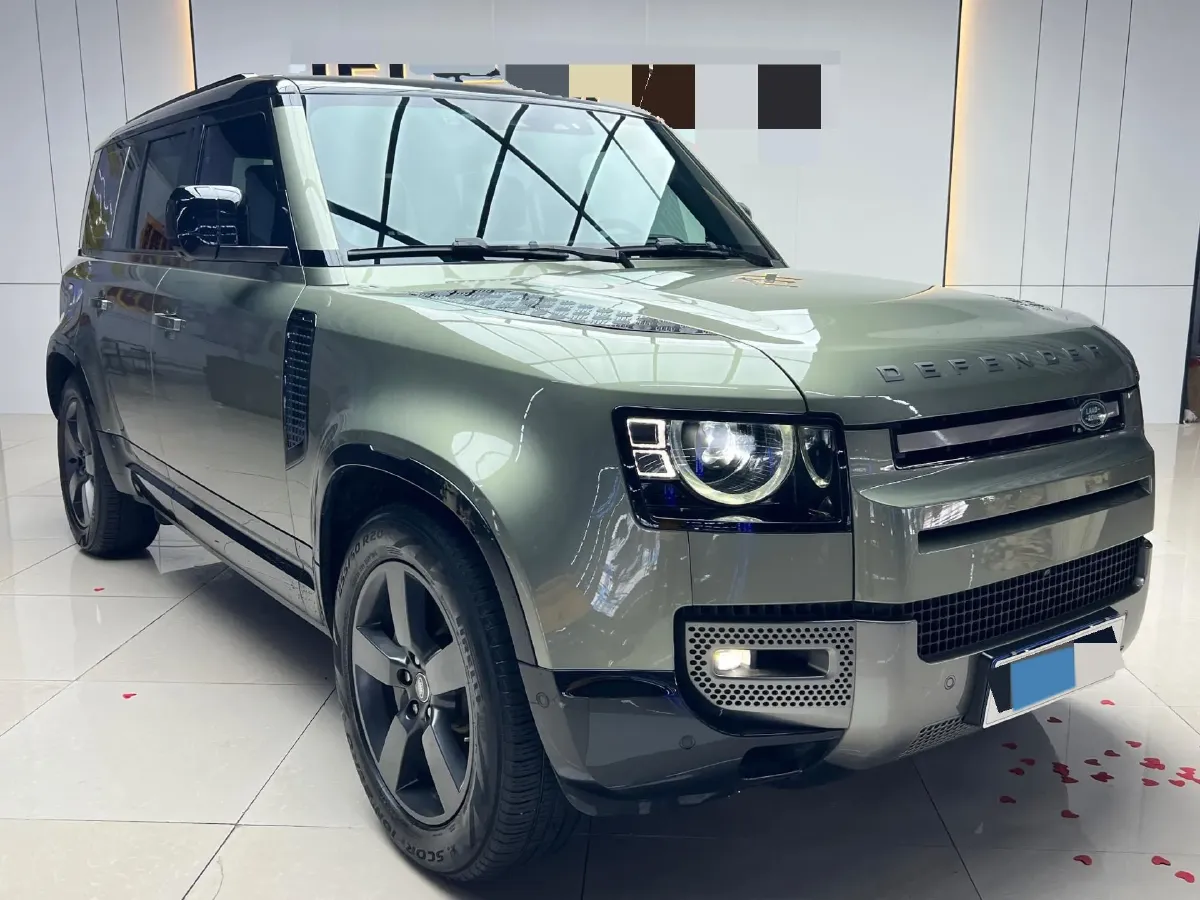 2023 Land Rover Defender 3.0T 400HP L6 8AT,autocango,china used car exporter,china ev exporter,chinese used car exporter,chinese used ev exporter