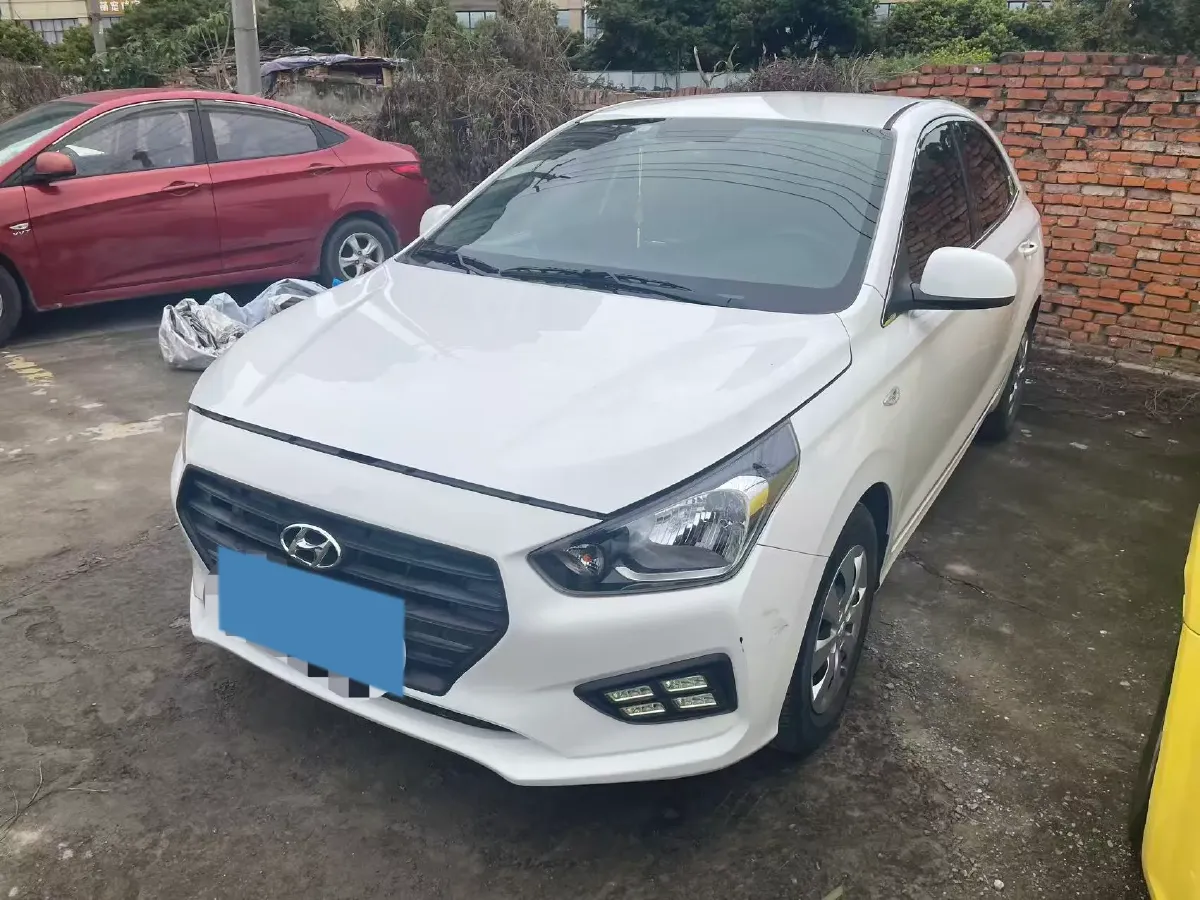 2017 Hyundai Reina 1.4L 95HP L4 5MT,autocango,china used car exporter,china ev exporter,chinese used car exporter,chinese used ev exporter