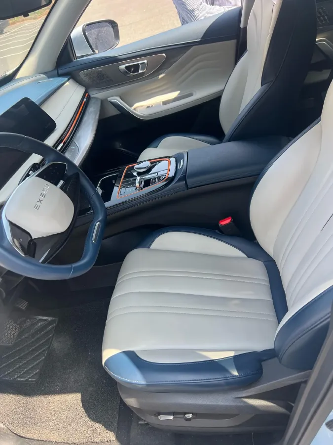 2023 Exceed LXC-DM 1.5T 156HP L4 3DHT PHEV 19.27KWH,autocango,china used car exporter,china ev exporter,chinese used car exporter,chinese used ev exporter