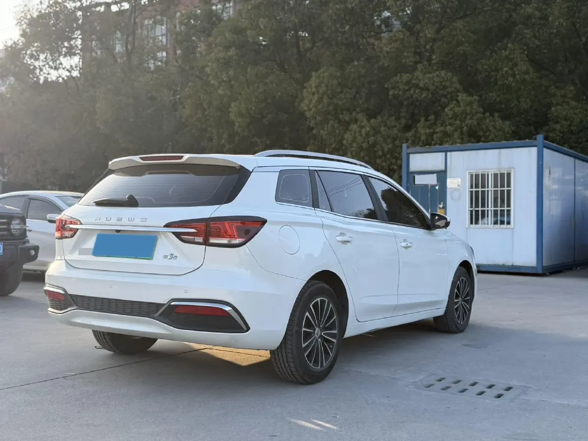 2018 Roewe Ei5 BEV 35KWH,autocango,china used car exporter,china ev exporter,chinese used car exporter,chinese used ev exporter