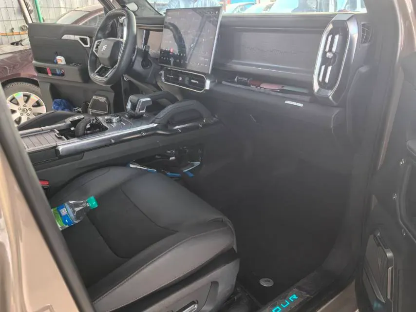 2023 Jetour Traveller 2.0T 254HP L4 8AT,autocango,china used car exporter,china ev exporter,chinese used car exporter,chinese used ev exporter