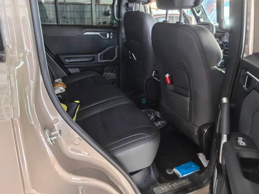 2023 Jetour Traveller 2.0T 254HP L4 8AT,autocango,china used car exporter,china ev exporter,chinese used car exporter,chinese used ev exporter