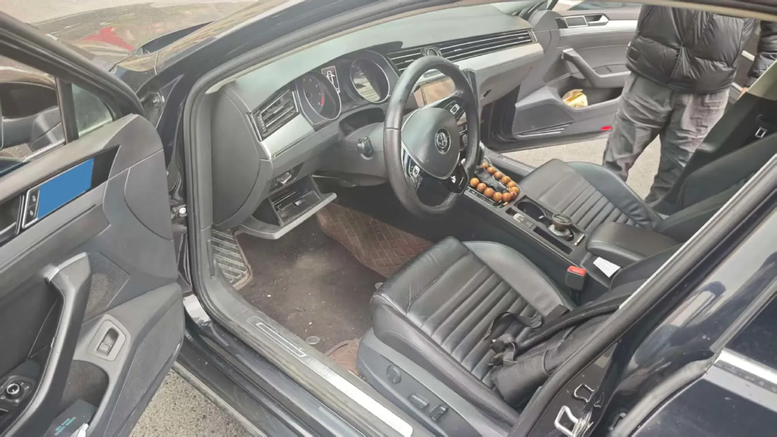 2018 Volkswagen Magotan 1.8T 180HP L4 7DCT,autocango,china used car exporter,china ev exporter,chinese used car exporter,chinese used ev exporter