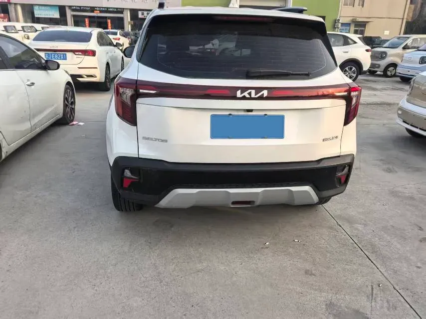 2023 Kia Seltos 1.5L 115HP L4 CVT,autocango,china used car exporter,china ev exporter,chinese used car exporter,chinese used ev exporter