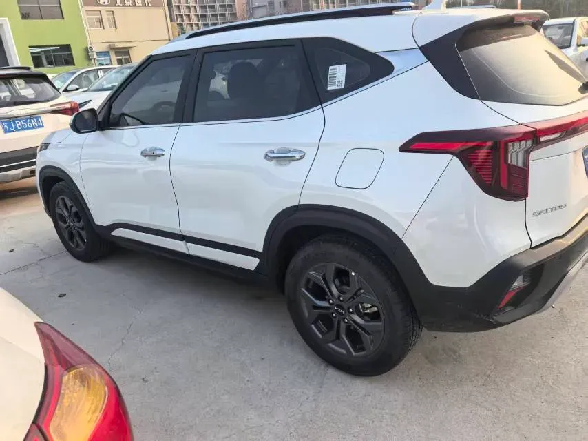 2023 Kia Seltos 1.5L 115HP L4 CVT,autocango,china used car exporter,china ev exporter,chinese used car exporter,chinese used ev exporter