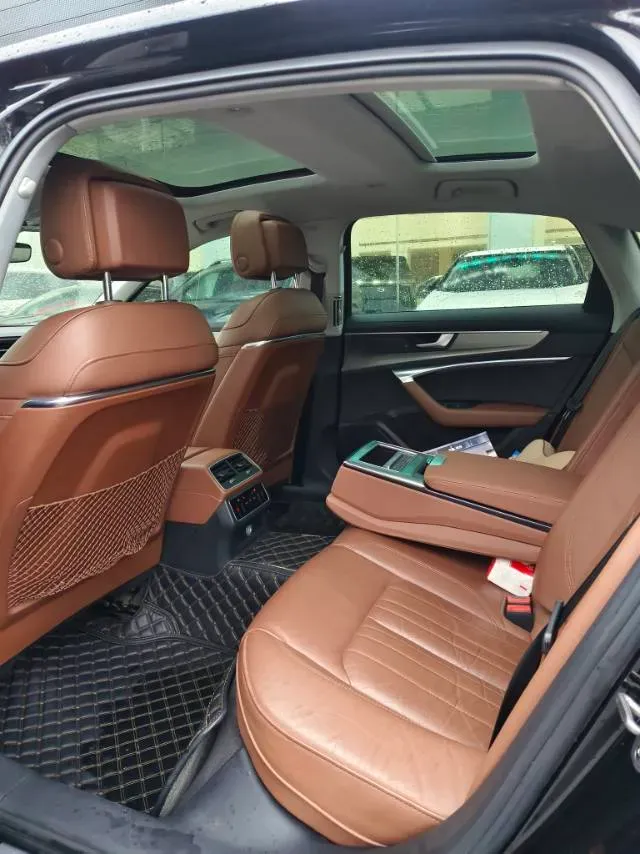 2019 Mercedes-Benz GLC Class 2.0T 245HP L4 9AT,autocango,china used car exporter,china ev exporter,chinese used car exporter,chinese used ev exporter