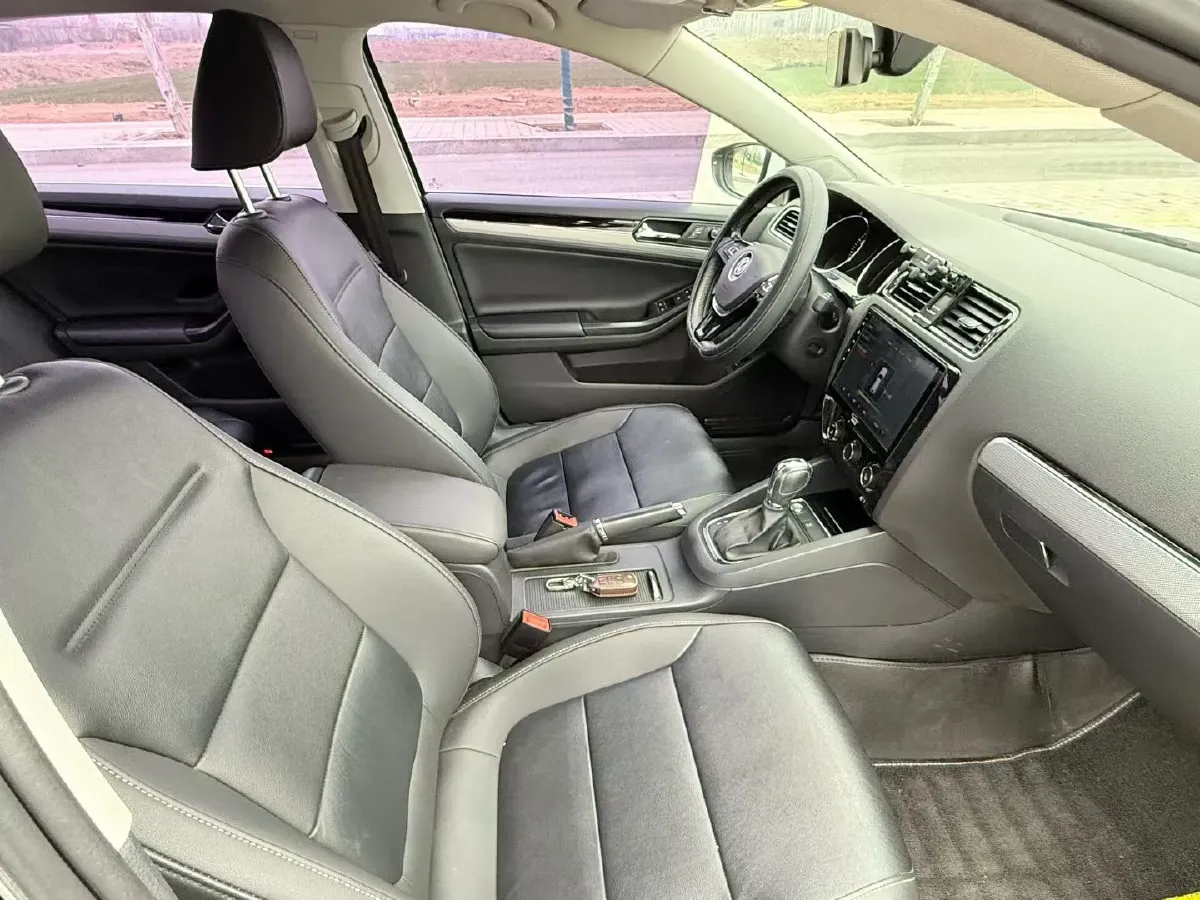 2018 Volkswagen Bora 1.4T 131HP L4 7DCT,autocango,china used car exporter,china ev exporter,chinese used car exporter,chinese used ev exporter