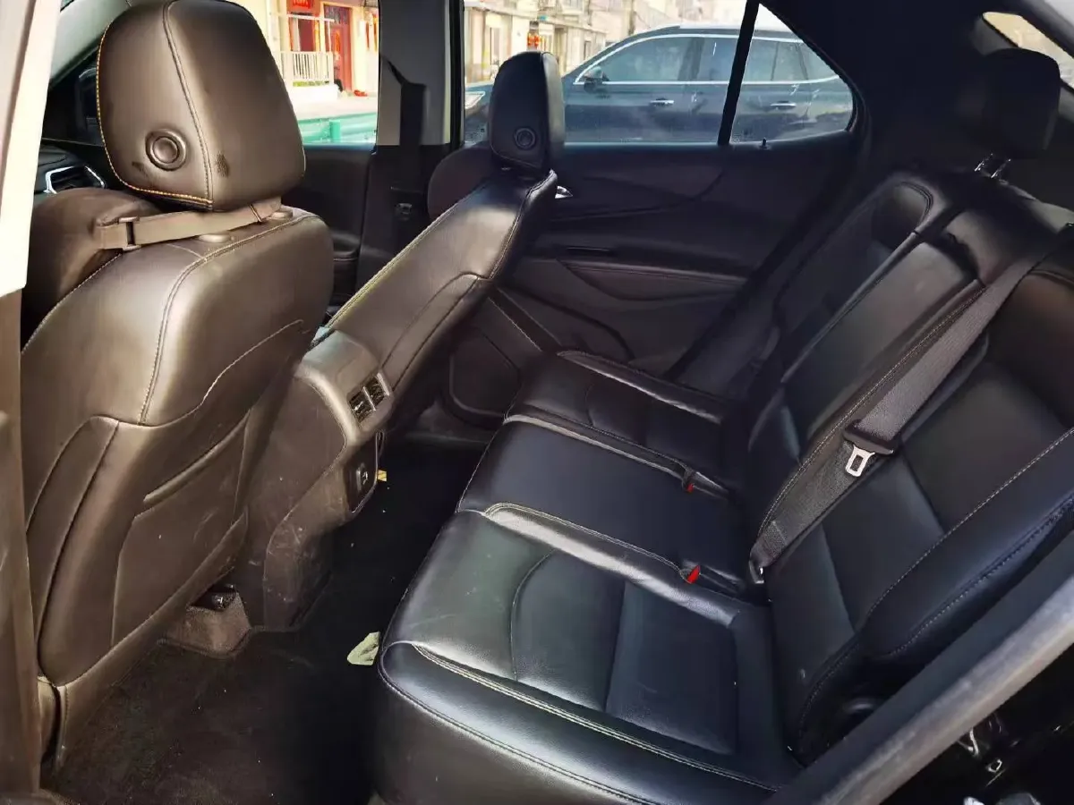 2019 Chevrolet Equinox 1.5T 180HP L4 6AT,autocango,china used car exporter,china ev exporter,chinese used car exporter,chinese used ev exporter