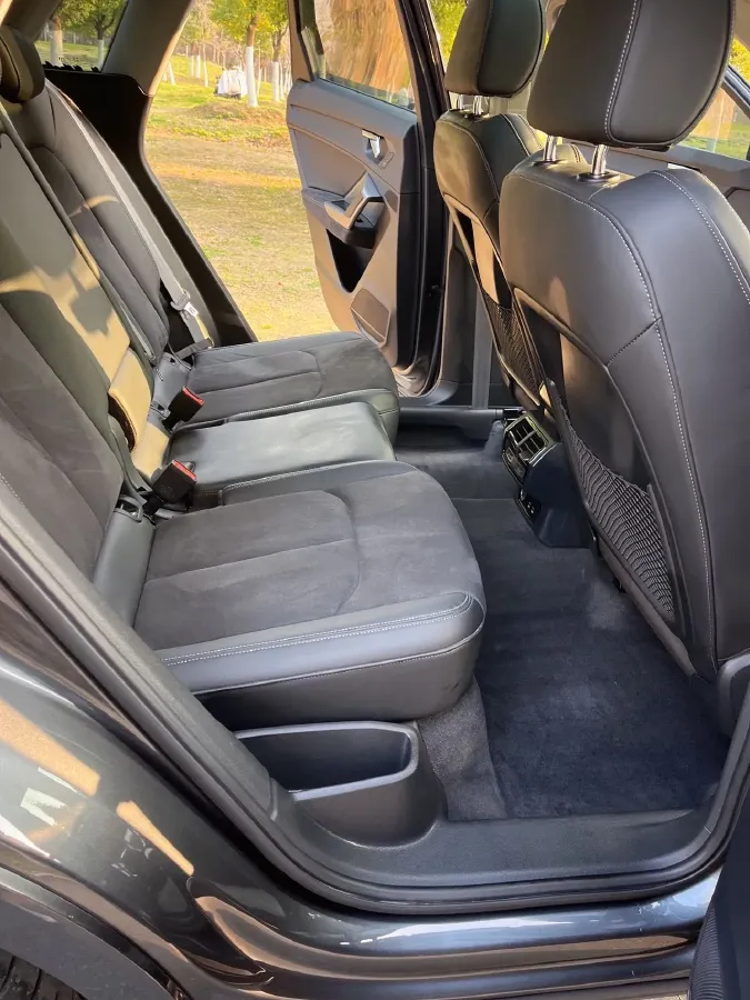 2022 Audi Q3 1.4T 150HP L4 7DCT,autocango,china used car exporter,china ev exporter,chinese used car exporter,chinese used ev exporter