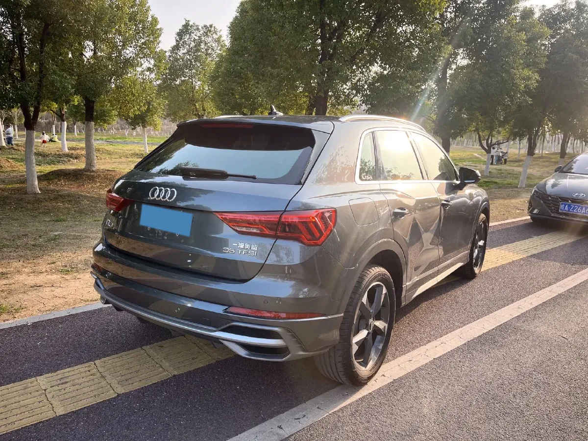 2022 Audi Q3 1.4T 150HP L4 7DCT,autocango,china used car exporter,china ev exporter,chinese used car exporter,chinese used ev exporter