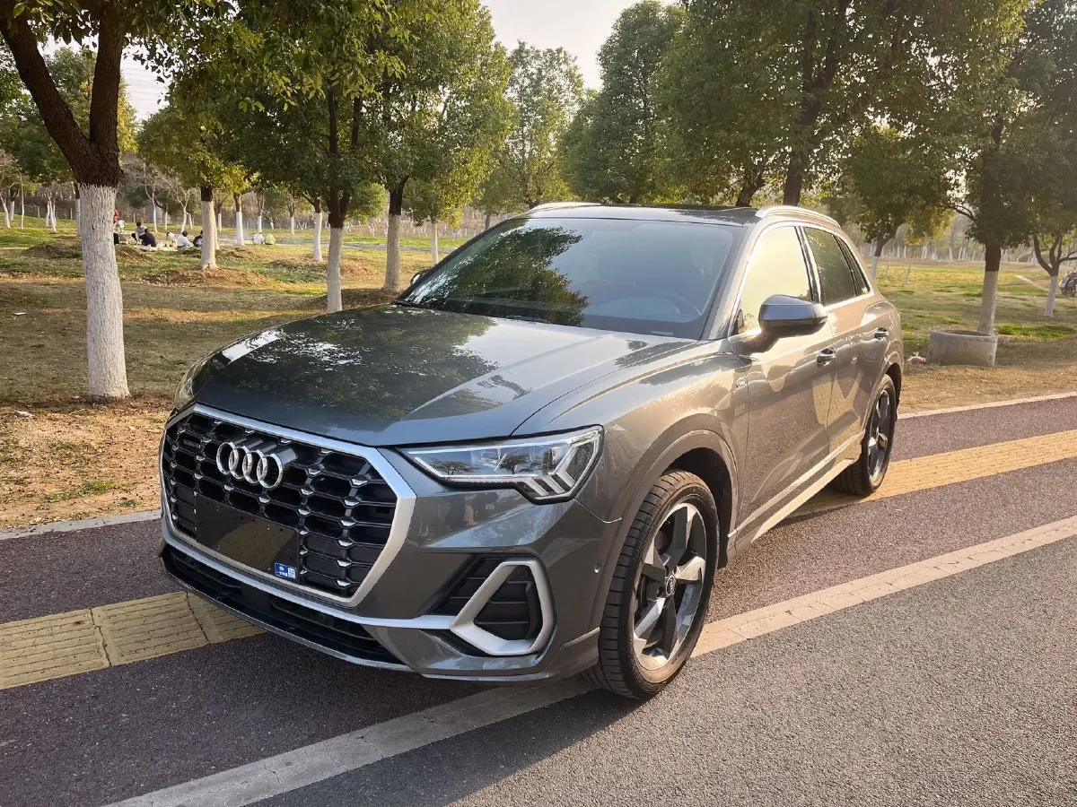 2022 Audi Q3 1.4T 150HP L4 7DCT,autocango,china used car exporter,china ev exporter,chinese used car exporter,chinese used ev exporter