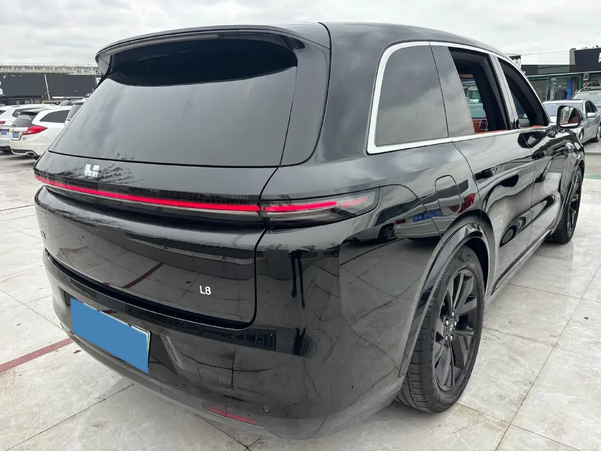 2023 Li L8 Range Extended 154HP REEV 40.9KWH,autocango,china used car exporter,china ev exporter,chinese used car exporter,chinese used ev exporter