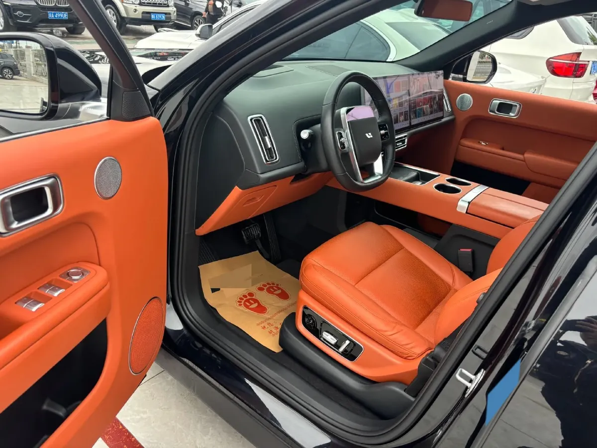 2023 Li L8 Range Extended 154HP REEV 40.9KWH,autocango,china used car exporter,china ev exporter,chinese used car exporter,chinese used ev exporter