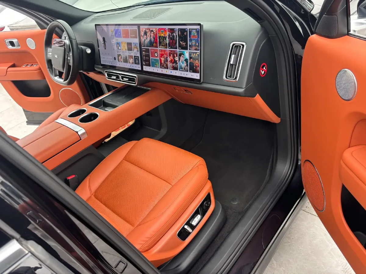 2023 Li L8 Range Extended 154HP REEV 40.9KWH,autocango,china used car exporter,china ev exporter,chinese used car exporter,chinese used ev exporter