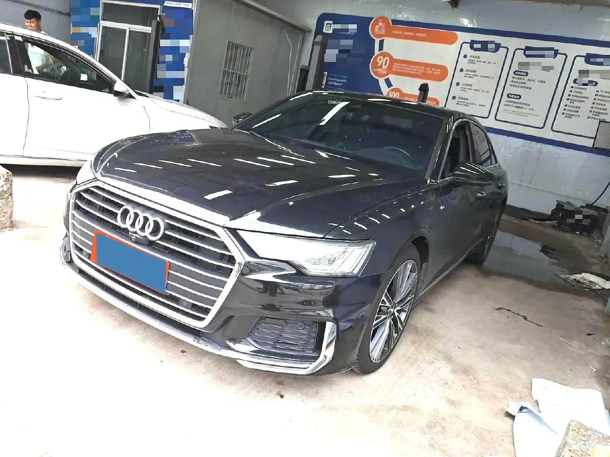 2021 Audi A6L 2.0T 190HP L4 7DCT,autocango,china used car exporter,china ev exporter,chinese used car exporter,chinese used ev exporter