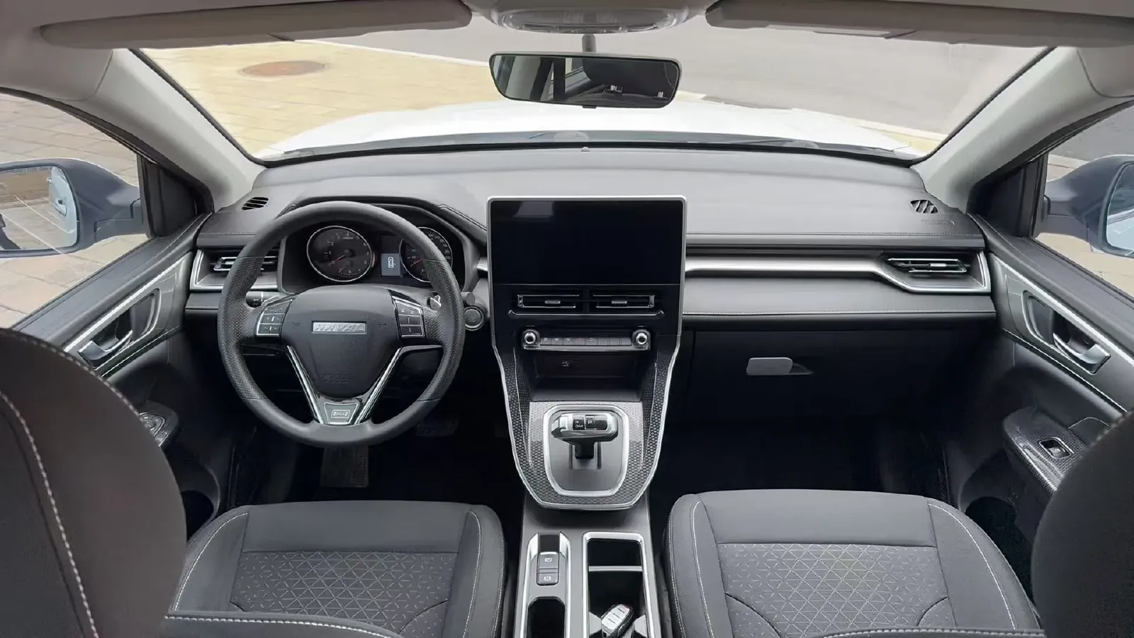 2021 Haval M6 1.5T 150HP L4 7DCT,autocango,china used car exporter,china ev exporter,chinese used car exporter,chinese used ev exporter