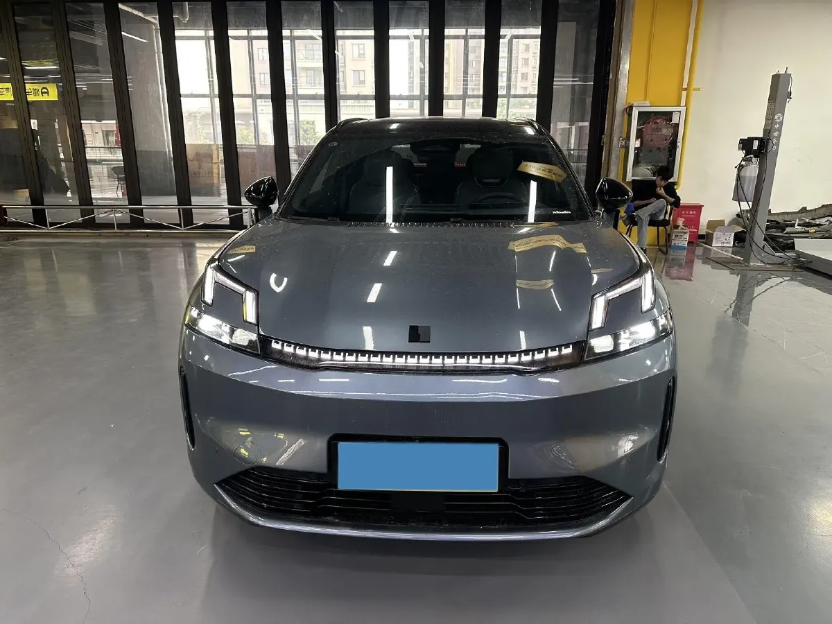 2025 LYNK&CO 08 EM-P 1.5T 163HP L4 3DHT PHEV 39.6KWH,autocango,china used car exporter,china ev exporter,chinese used car exporter,chinese used ev exporter