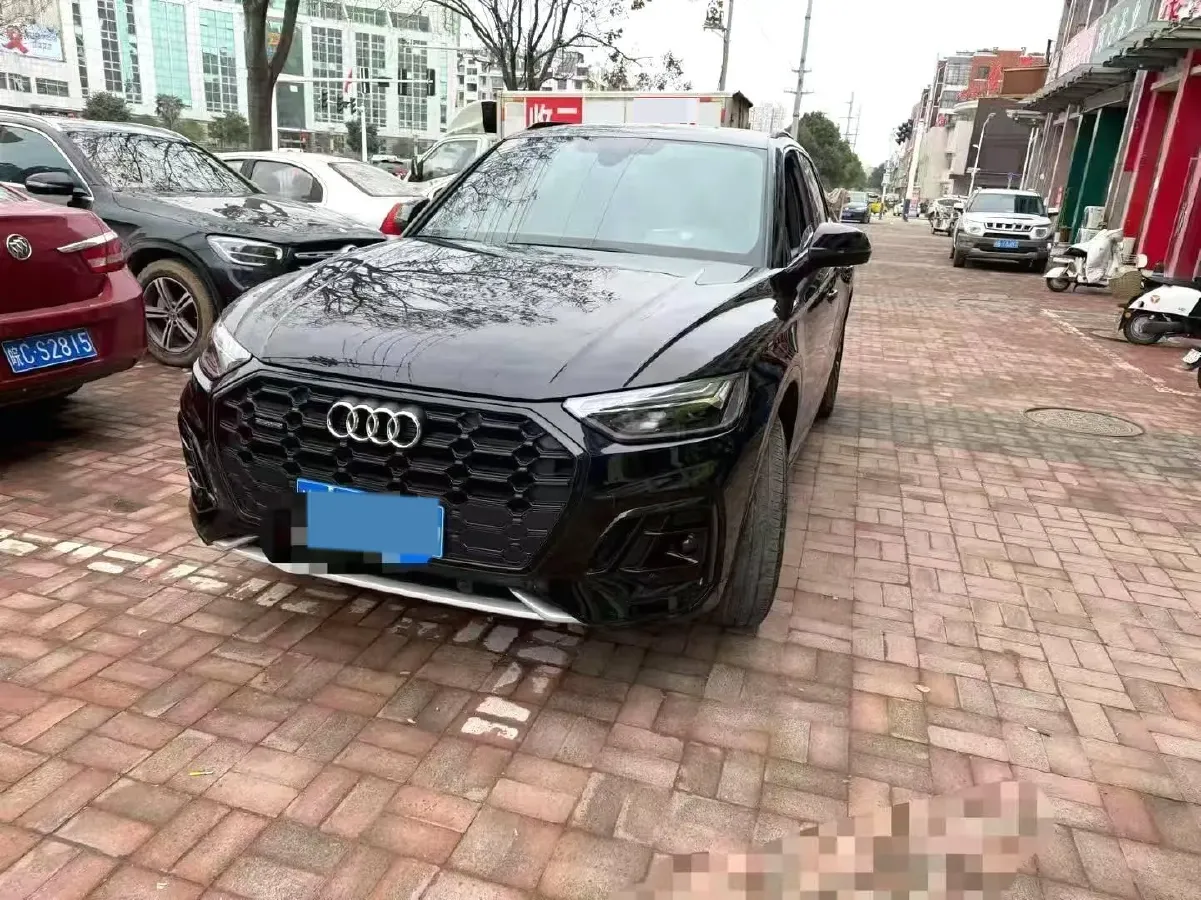 2023 Audi Q5L 2.0T 190HP L4 7DCT,autocango,china used car exporter,china ev exporter,chinese used car exporter,chinese used ev exporter