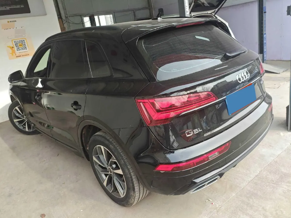 2023 Audi Q5L 2.0T 190HP L4 7DCT,autocango,china used car exporter,china ev exporter,chinese used car exporter,chinese used ev exporter