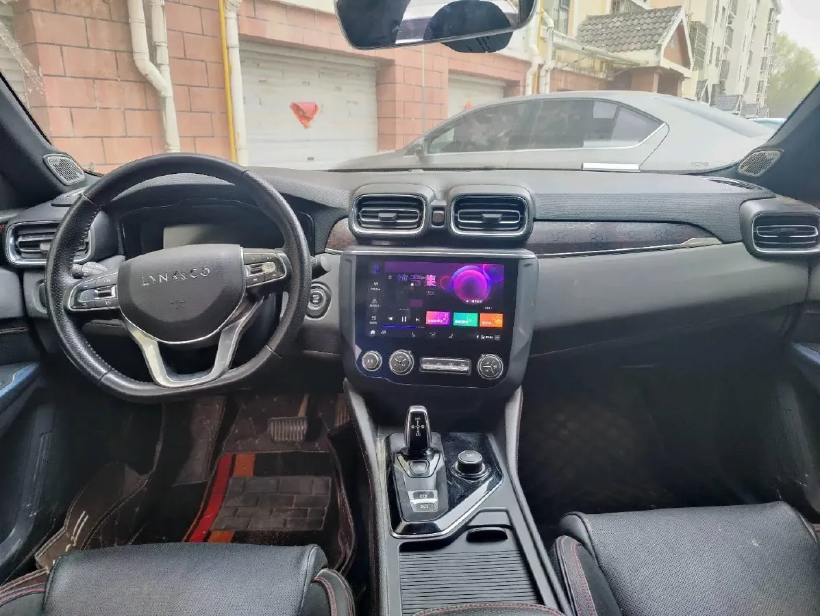 2018 Toyota C-HR 2.0L 171HP L4 CVT,autocango,china used car exporter,china ev exporter,chinese used car exporter,chinese used ev exporter