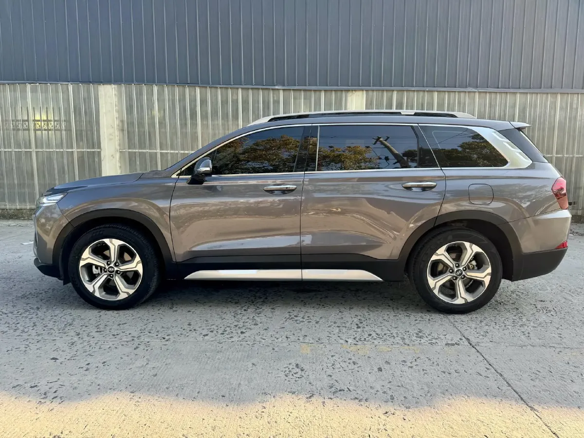 2019 Hyundai Santafe 2.0T 230HP L4 8AT,autocango,china used car exporter,china ev exporter,chinese used car exporter,chinese used ev exporter