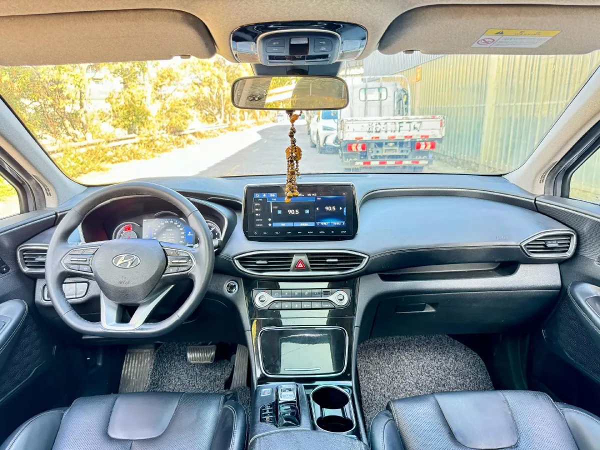 2019 Hyundai Santafe 2.0T 230HP L4 8AT,autocango,china used car exporter,china ev exporter,chinese used car exporter,chinese used ev exporter