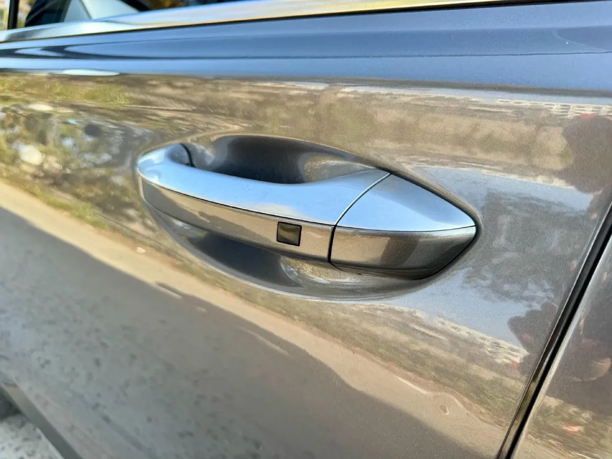 2019 Hyundai Santafe 2.0T 230HP L4 8AT,autocango,china used car exporter,china ev exporter,chinese used car exporter,chinese used ev exporter