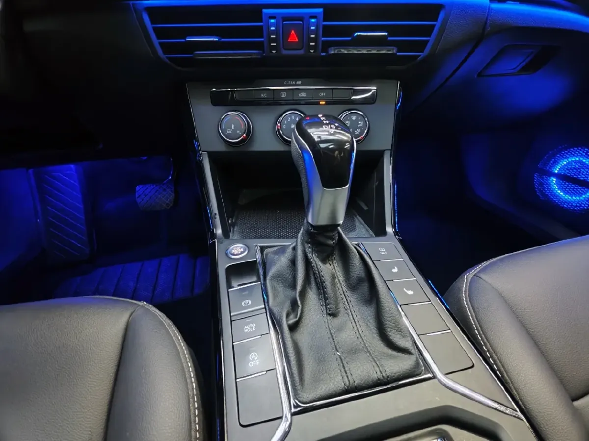 2022 Volkswagen Lamando 1.4T 150HP L4 7DCT,autocango,china used car exporter,china ev exporter,chinese used car exporter,chinese used ev exporter