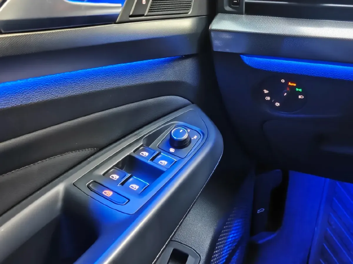 2022 Volkswagen Lamando 1.4T 150HP L4 7DCT,autocango,china used car exporter,china ev exporter,chinese used car exporter,chinese used ev exporter