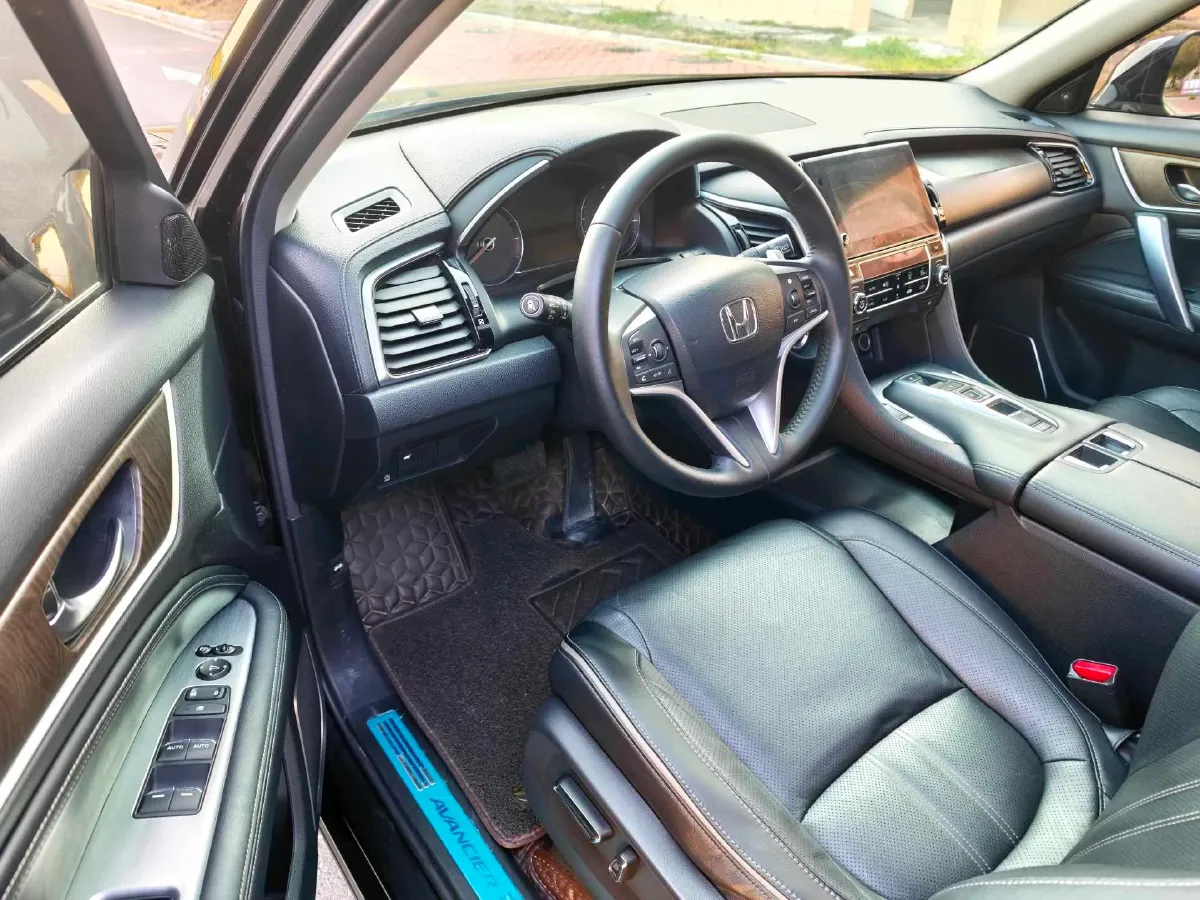 2020 Honda Avancier 2.0T 272HP L4 9AT,autocango,china used car exporter,china ev exporter,chinese used car exporter,chinese used ev exporter