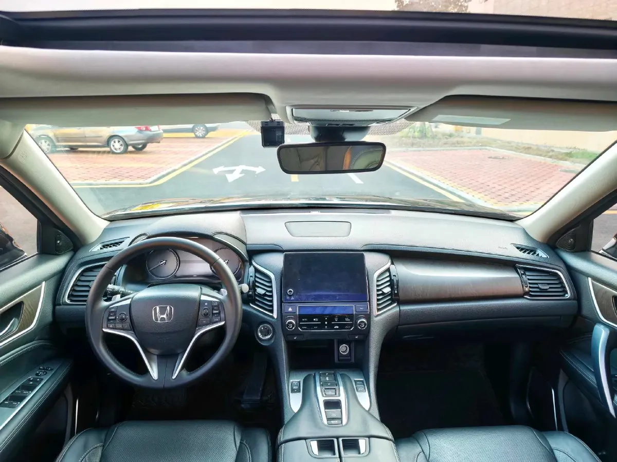 2020 Honda Avancier 2.0T 272HP L4 9AT,autocango,china used car exporter,china ev exporter,chinese used car exporter,chinese used ev exporter