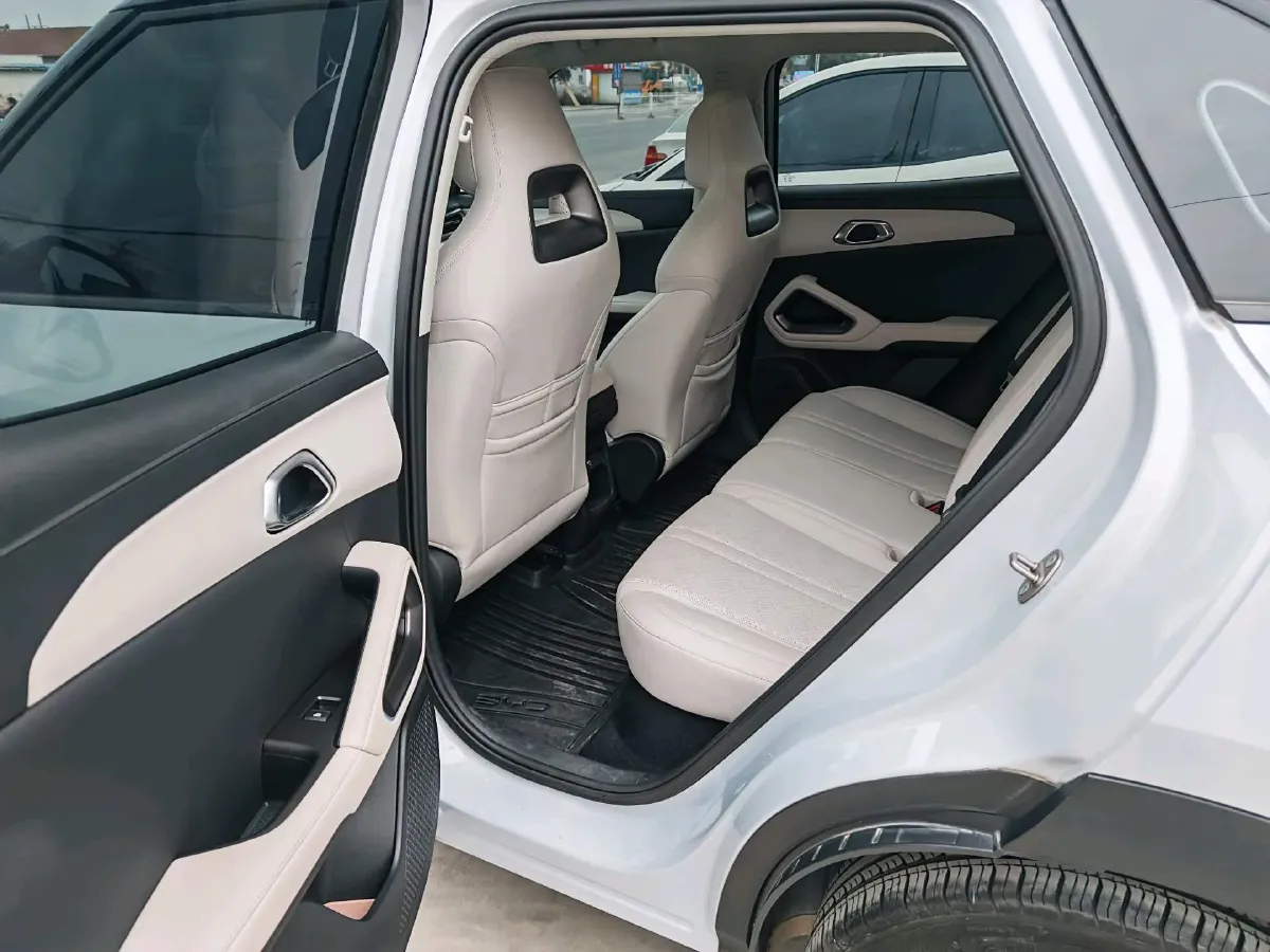 2024 BYD YuanUP BEV 45.12KWH,autocango,china used car exporter,china ev exporter,chinese used car exporter,chinese used ev exporter