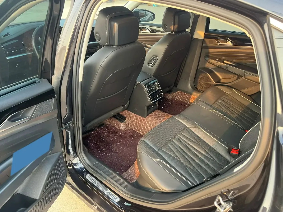 2022 Xpeng P7 BEV 60.2KWH,autocango,china used car exporter,china ev exporter,chinese used car exporter,chinese used ev exporter