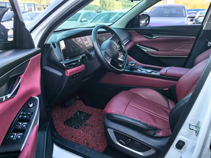 2021 ChangAn CS75 Plus 2.0T 233HP L4 8AT,autocango,china used car exporter,china ev exporter,chinese used car exporter,chinese used ev exporter